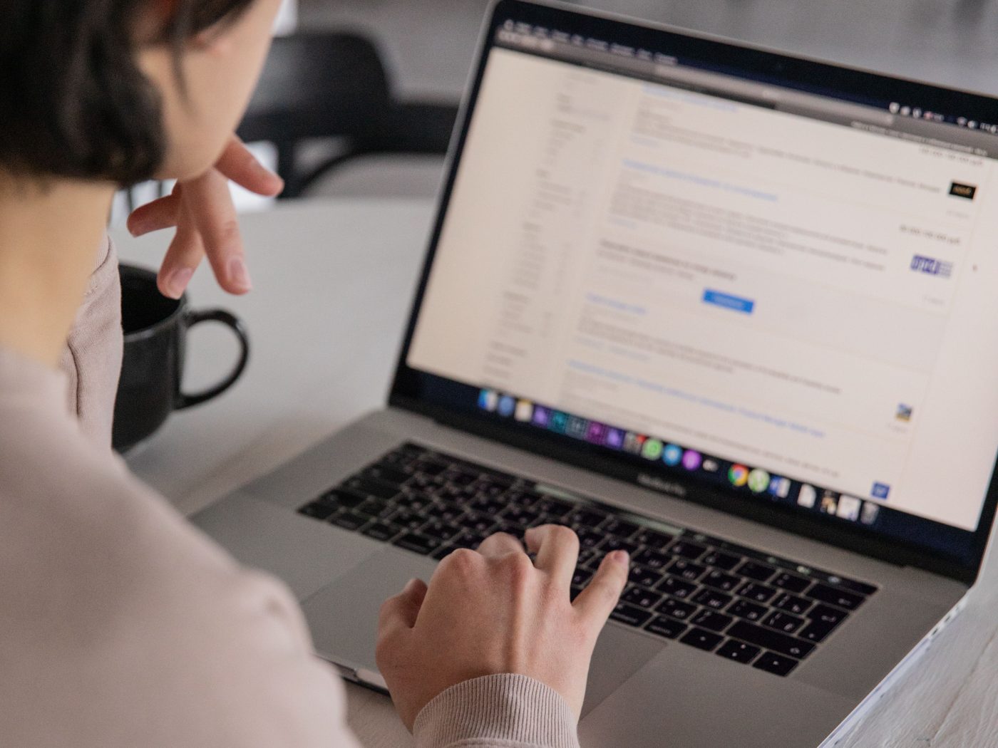 Obsługa zamówień z Base na laptopie